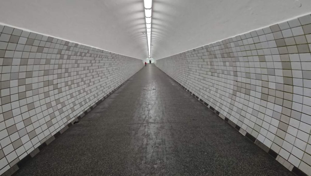 Fußgängertunnel NOK - Röhrenblick